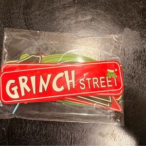 Grinch Street Sign Decor